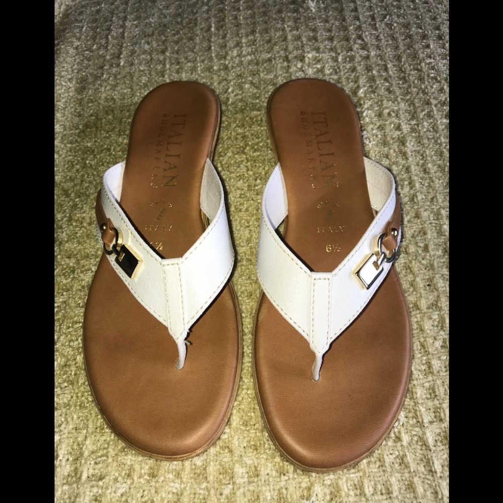 White leather sandals, Size 6.5